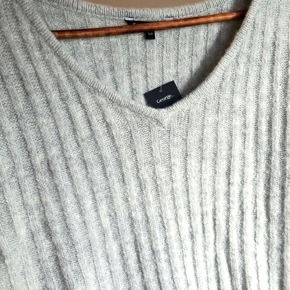 2/$18 MATERNITY Sweater Dress NWT - Picture 3 of 7